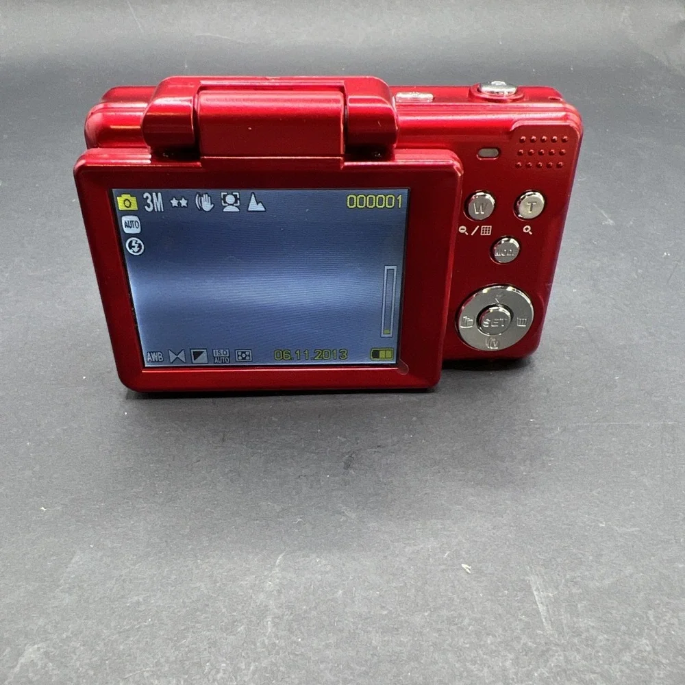Vivitar ViviCam S124 Digital Camera 16.1MP With Accessories K1-AMX Tested Read
